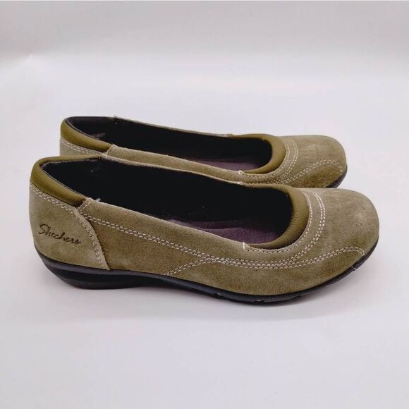Skechers Relaxed Fit Career Girl Friday Slip‎ On Shoes Womens Size 6.5 Green - Picture 1 of 8